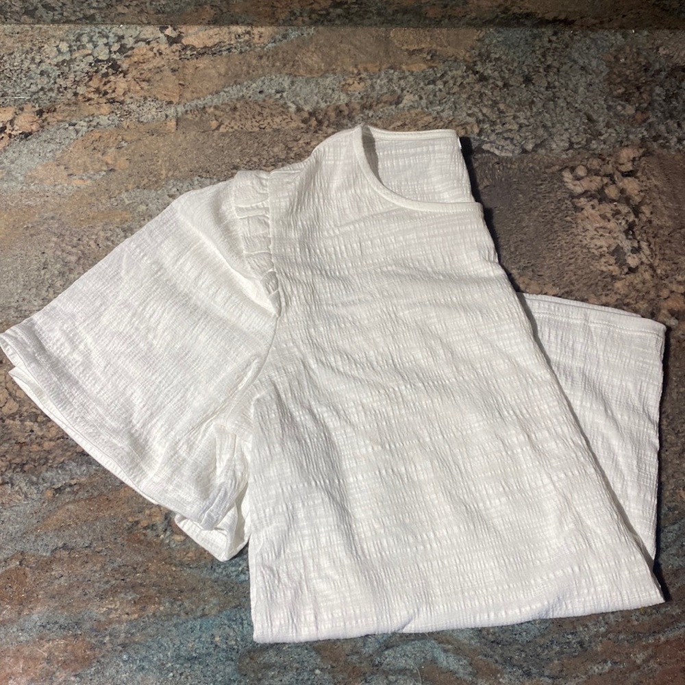 Nine West short sleeve white shirt NWOT